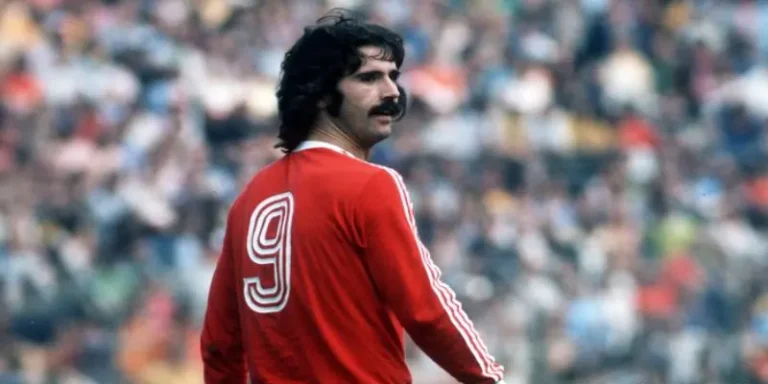 Gerd Müller: The Relentless Striker Who Changed Football